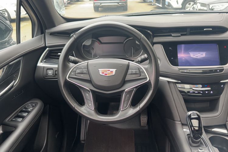 Used Cadillac XT5 2023 2.0T Two-Wheel-Drive Fashion Edition Steering Wheel