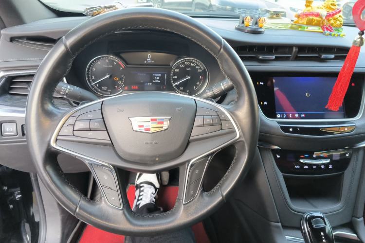 Used Cadillac XT5 2023 2.0T Two-Wheel-Drive Fashion Edition Steering Wheel