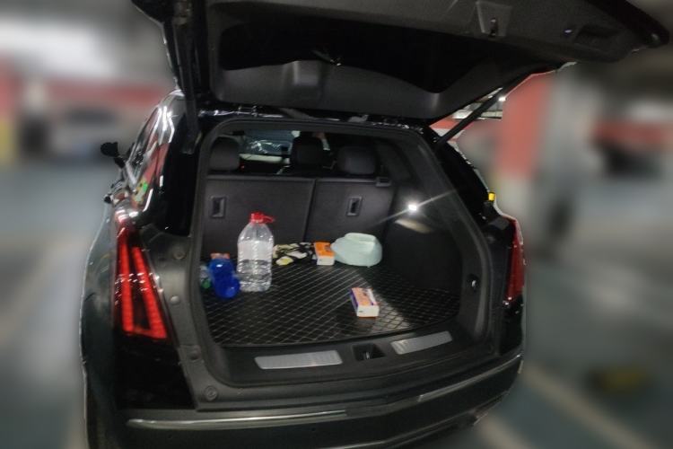 Used Cadillac XT5 2023 2.0T Two-Wheel-Drive Fashion Edition Trunk