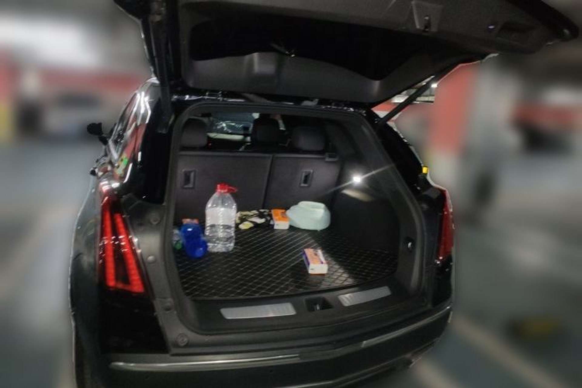Used Cadillac XT5 2023 2.0T Two-Wheel-Drive Fashion Edition Trunk