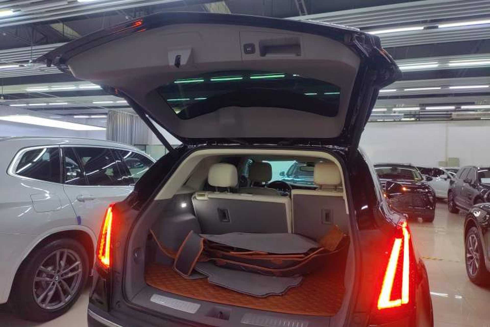 Used Cadillac XT5 2023 2.0T Two-Wheel-Drive Fashion Edition Trunk