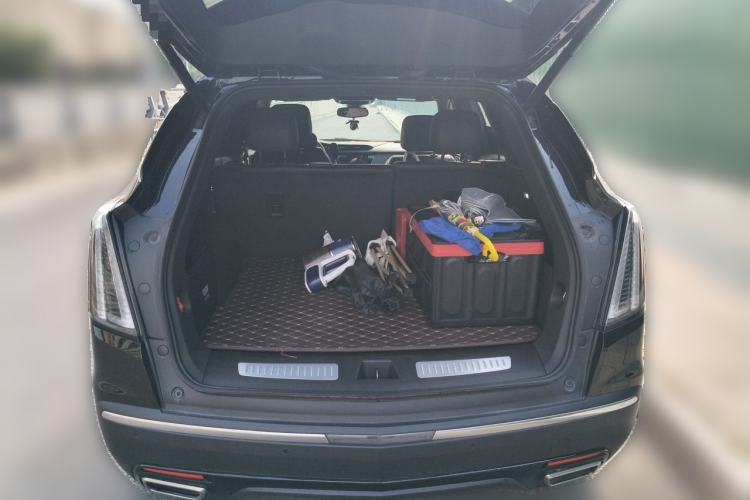 Used Cadillac XT5 2023 2.0T Four-Wheel Drive Prestige Version (Ultimate Edition) Trunk