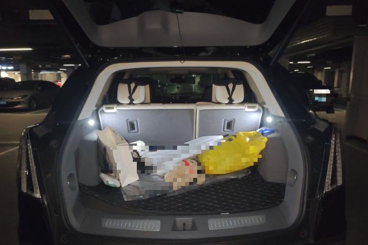 Used Cadillac XT5 2023 2.0T Four-Wheel Drive Prestige Version (Ultimate Edition) Trunk