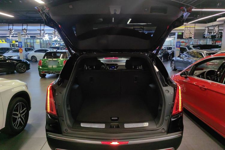 Used Cadillac XT5 2023 2.0T Two-Wheel-Drive Fashion Edition Trunk