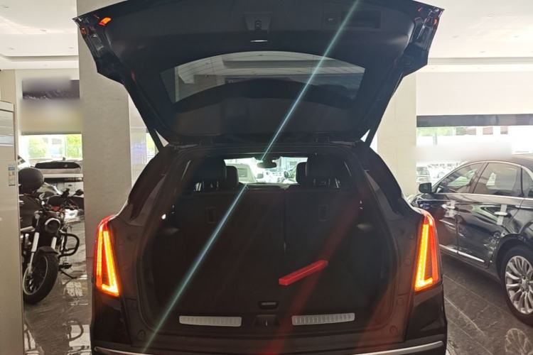 Used Cadillac XT5 2023 2.0T Four-Wheel Drive Prestige Version (Ultimate Edition) Trunk