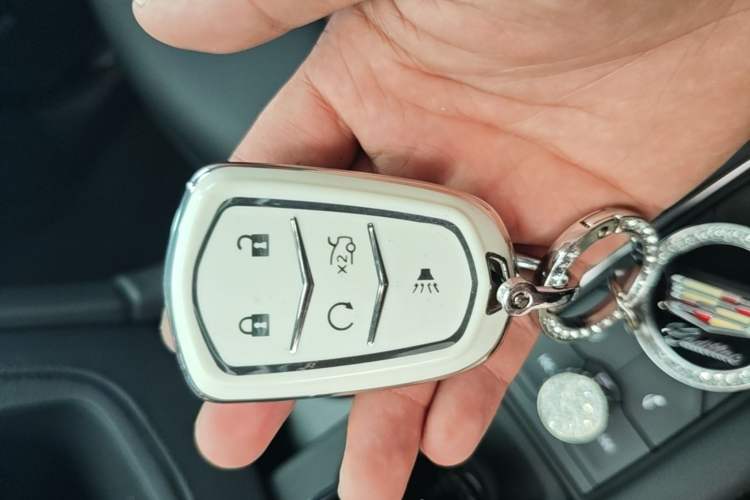 Used Cadillac XT5 2023 2.0T Two-Wheel-Drive Fashion Edition Vehicle Key