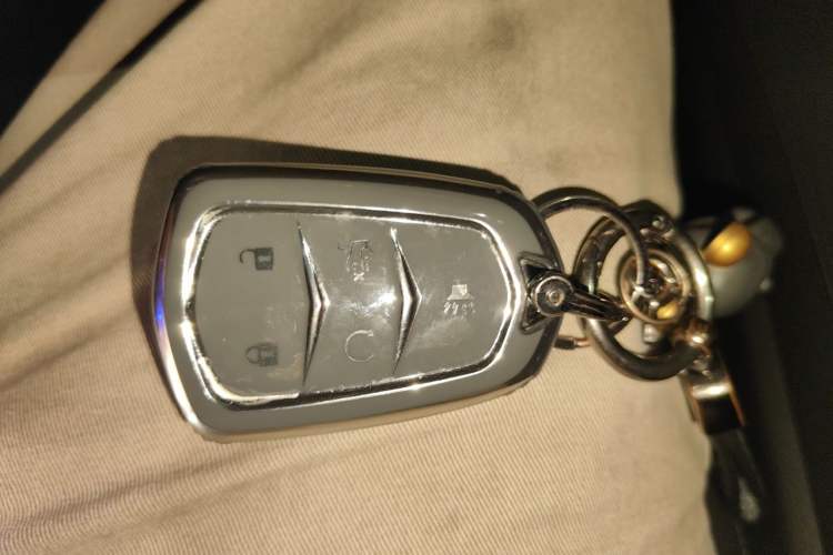 Used Cadillac XT5 2023 2.0T Two-Wheel-Drive Fashion Edition Vehicle Key