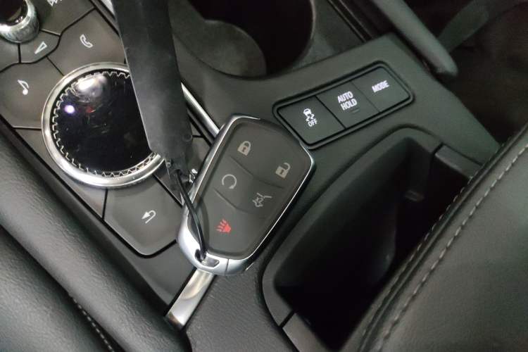 Used Cadillac XT5 2023 2.0T Two-Wheel-Drive Fashion Edition Vehicle Key