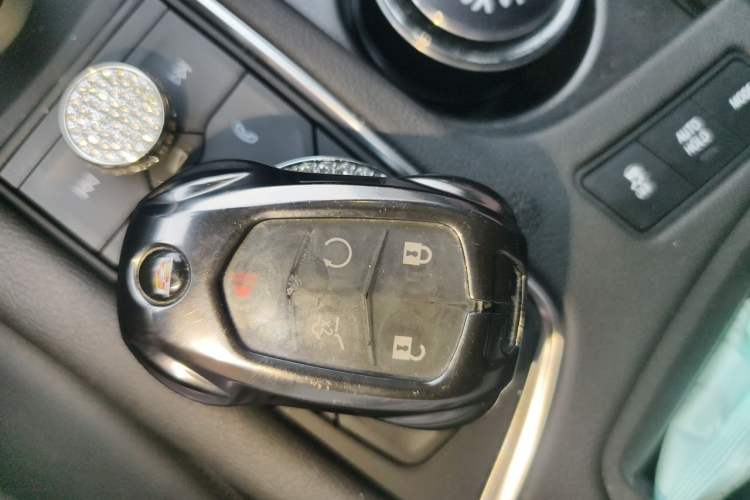 Used Cadillac XT5 2023 2.0T Two-Wheel-Drive Fashion Edition Vehicle Key