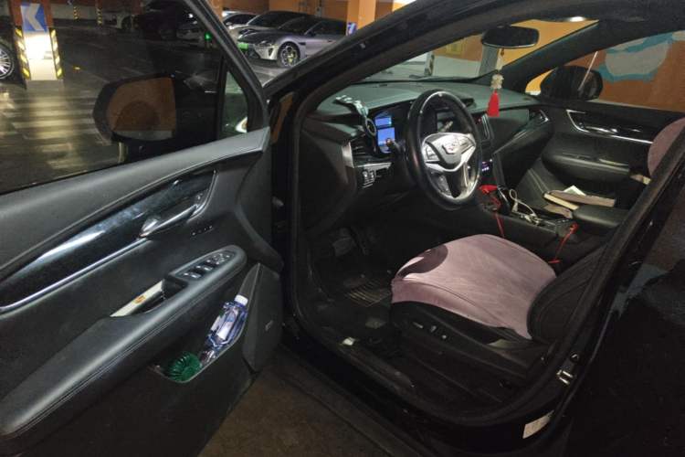 Used Cadillac XT5 2023 2.0T Two-Wheel-Drive Fashion Edition Driver Seat