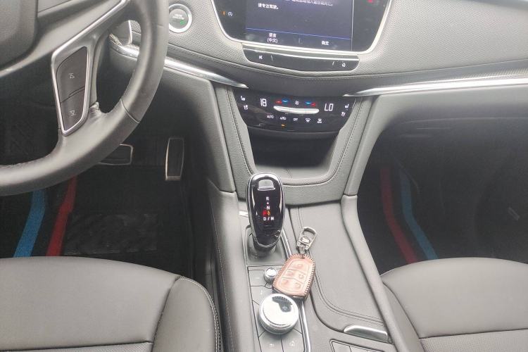 Used Cadillac XT5 2023 2.0T Four-Wheel Drive Prestige Version (Ultimate Edition) Gear Lever