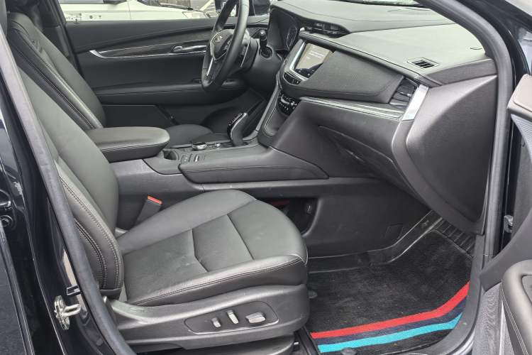Used Cadillac XT5 2023 2.0T Four-Wheel Drive Prestige Version (Ultimate Edition) Interior 1