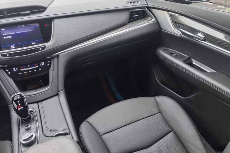 Used Cadillac XT5 2023 2.0T Four-Wheel Drive Prestige Version (Ultimate Edition) Interior 3