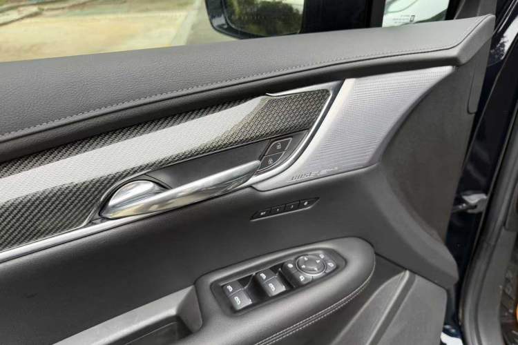 Used Cadillac XT5 2023 2.0T Four-Wheel Drive Prestige Version (Ultimate Edition) Interior 6