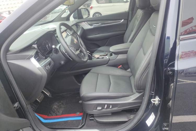 Used Cadillac XT5 2023 2.0T Four-Wheel Drive Prestige Version (Ultimate Edition) Left Front Seat