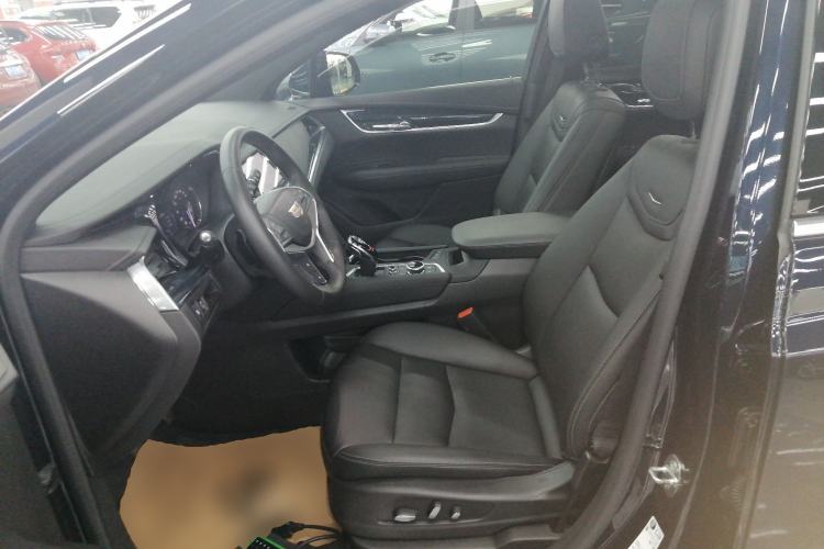 Used Cadillac XT5 2023 2.0T Two-Wheel-Drive Fashion Edition Left Front Seat