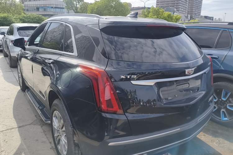 Used Cadillac XT5 2023 2.0T Two-Wheel-Drive Fashion Edition Rear Left 45 Deg