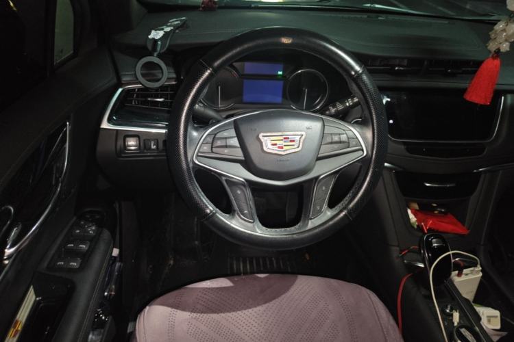 Used Cadillac XT5 2023 2.0T Two-Wheel-Drive Fashion Edition Steering Wheel