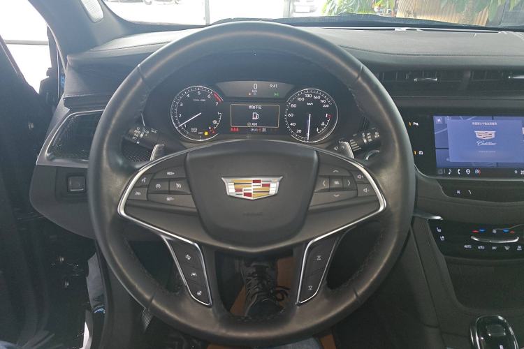 Used Cadillac XT5 2023 2.0T Four-Wheel Drive Prestige Version (Ultimate Edition) Steering Wheel