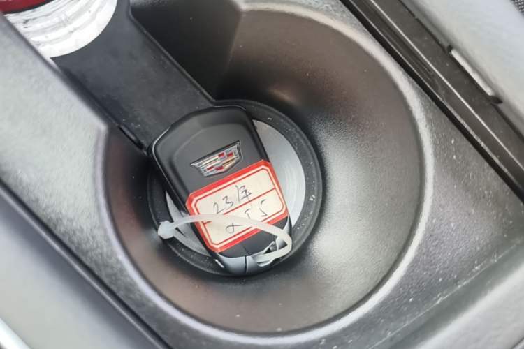 Used Cadillac XT5 2023 2.0T Two-Wheel-Drive Fashion Edition Vehicle Key