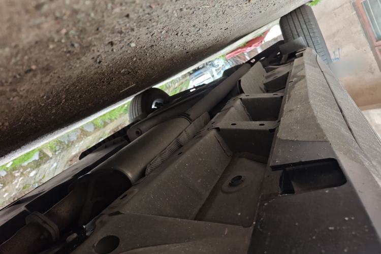 Used Cadillac XT5 2023 2.0T Two-Wheel-Drive Fashion Edition Chassis Front Right
