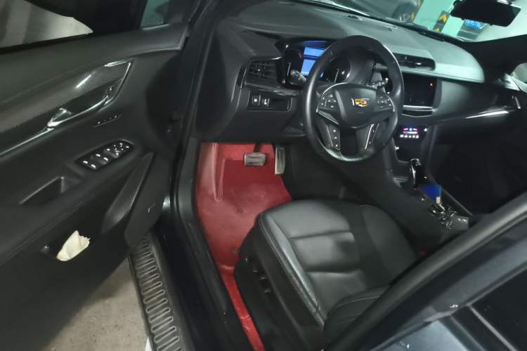 Used Cadillac XT5 2023 2.0T Four-Wheel Drive Prestige Version (Ultimate Edition) Driver Seat