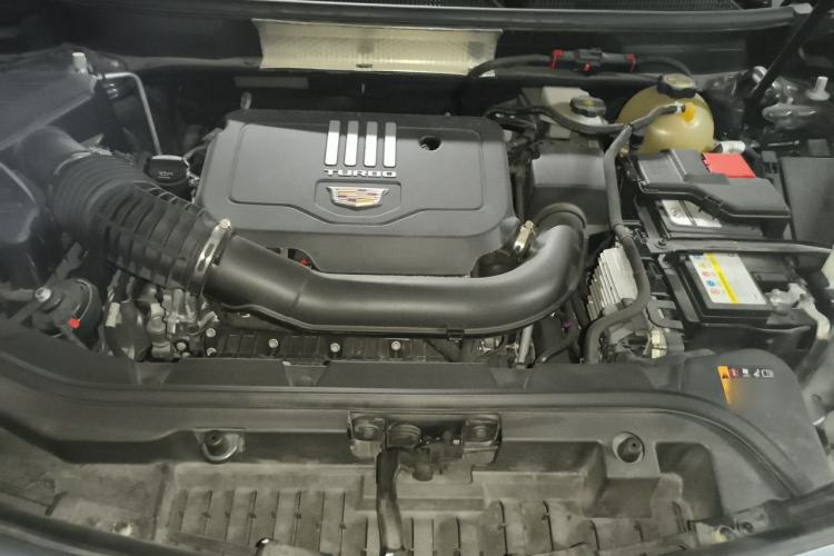 Used Cadillac XT5 2023 2.0T Four-Wheel Drive Prestige Version (Ultimate Edition) Engine Bay