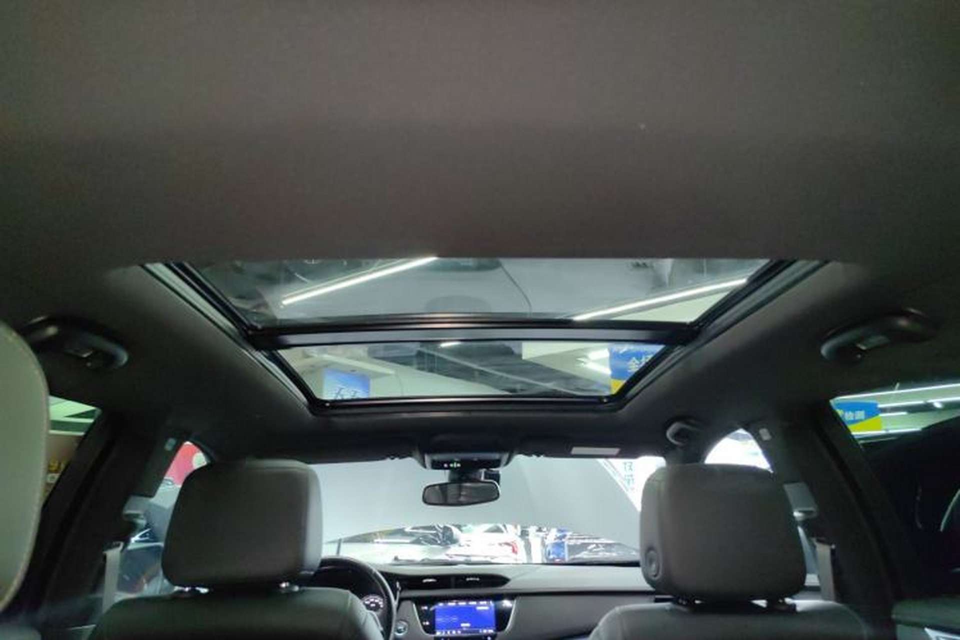 Used Cadillac XT5 2023 2.0T Two-Wheel-Drive Fashion Edition Headliner