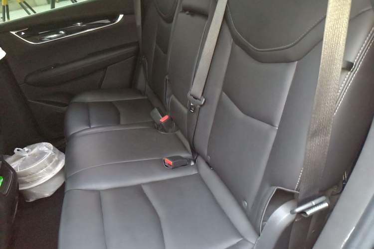 Used Cadillac XT5 2023 2.0T Two-Wheel-Drive Fashion Edition Left Rear Seat