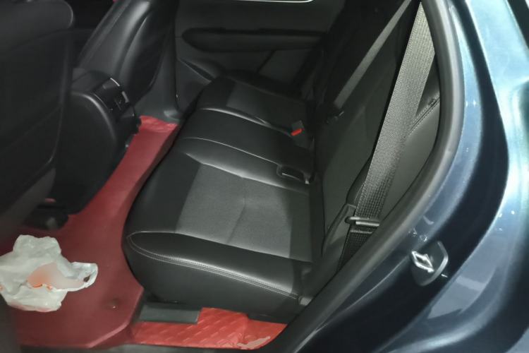 Used Cadillac XT5 2023 2.0T Four-Wheel Drive Prestige Version (Ultimate Edition) Left Rear Seat