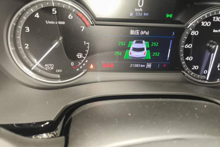 Used Cadillac XT5 2023 2.0T Four-Wheel Drive Prestige Version (Ultimate Edition) Odometer Close Up