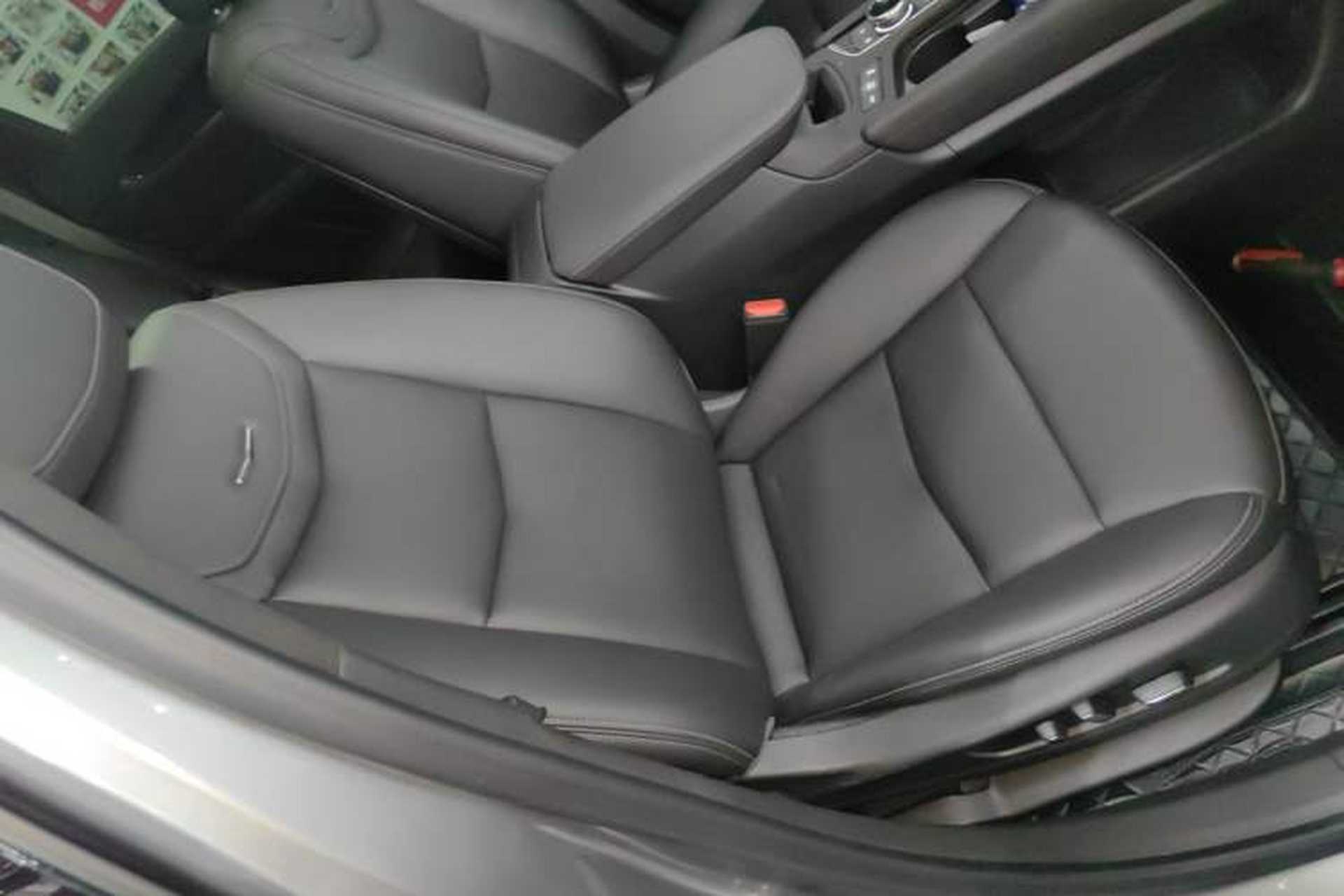 Used Cadillac XT5 2023 2.0T Two-Wheel-Drive Fashion Edition Right Front Seat