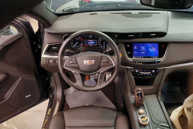 Used Cadillac XT5 2023 2.0T Two-Wheel-Drive Fashion Edition Steering Wheel