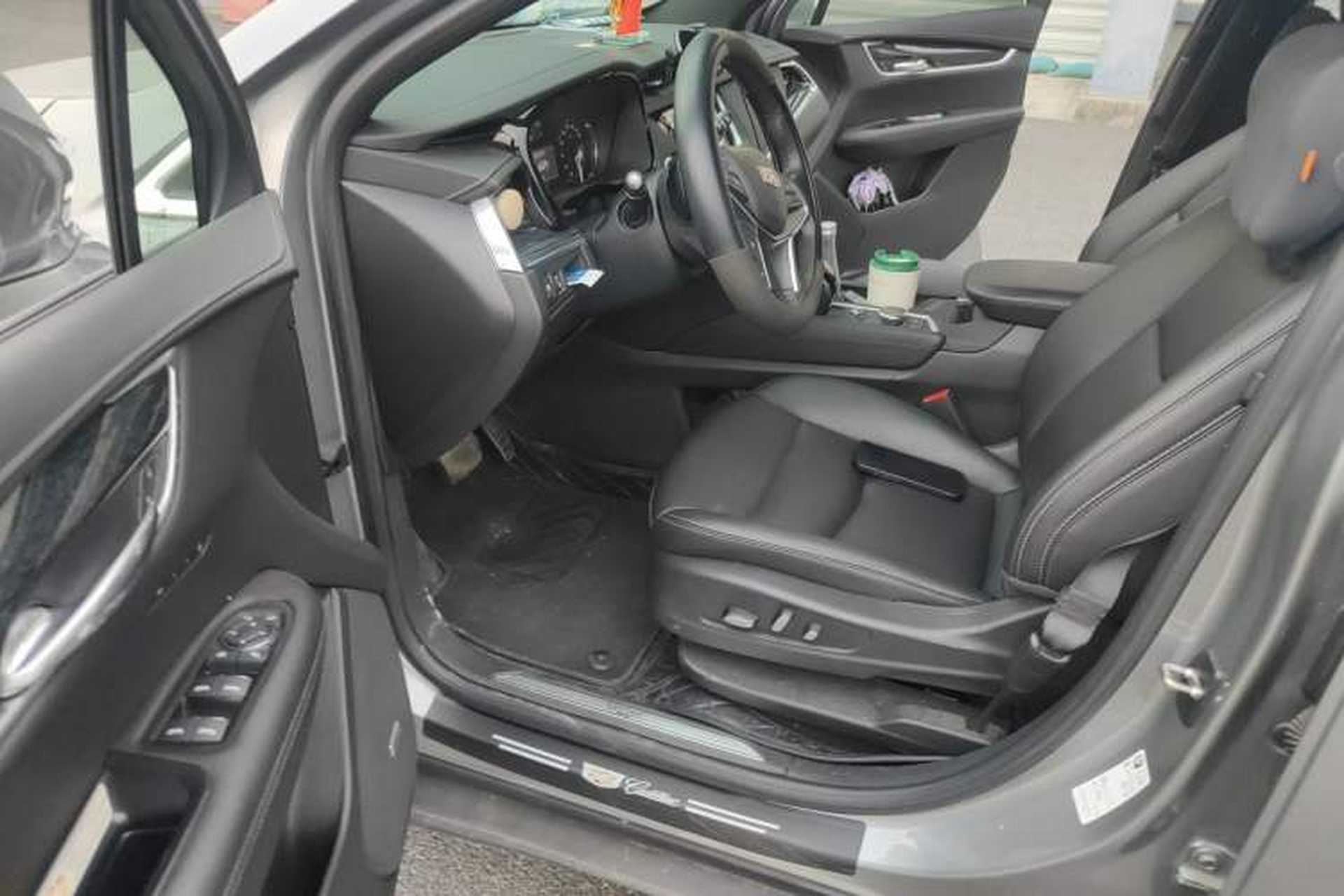 Used Cadillac XT5 2023 2.0T Two-Wheel-Drive Fashion Edition Driver Seat