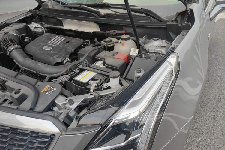 Used Cadillac XT5 2023 2.0T Two-Wheel-Drive Fashion Edition Engine Bay Left