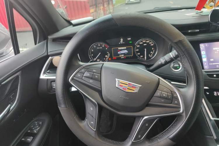Used Cadillac XT5 2023 2.0T Two-Wheel-Drive Fashion Edition Steering Wheel