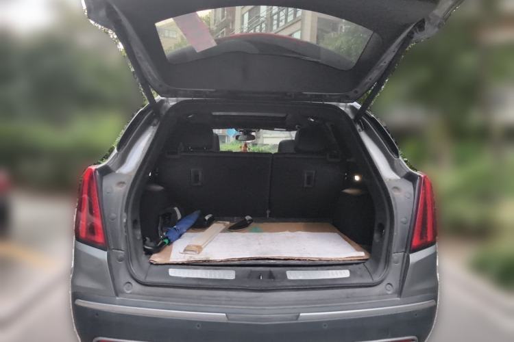 Used Cadillac XT5 2023 2.0T Two-Wheel-Drive Fashion Edition Trunk