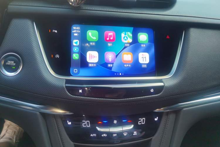Used Cadillac XT5 2023 2.0T Two-Wheel-Drive Fashion Edition Audio And AC Panel