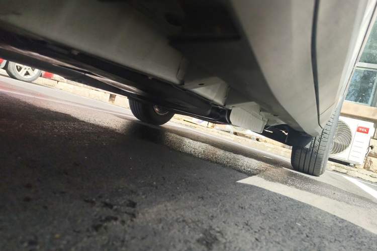 Used Cadillac XT5 2023 2.0T Two-Wheel-Drive Fashion Edition Chassis Front Left