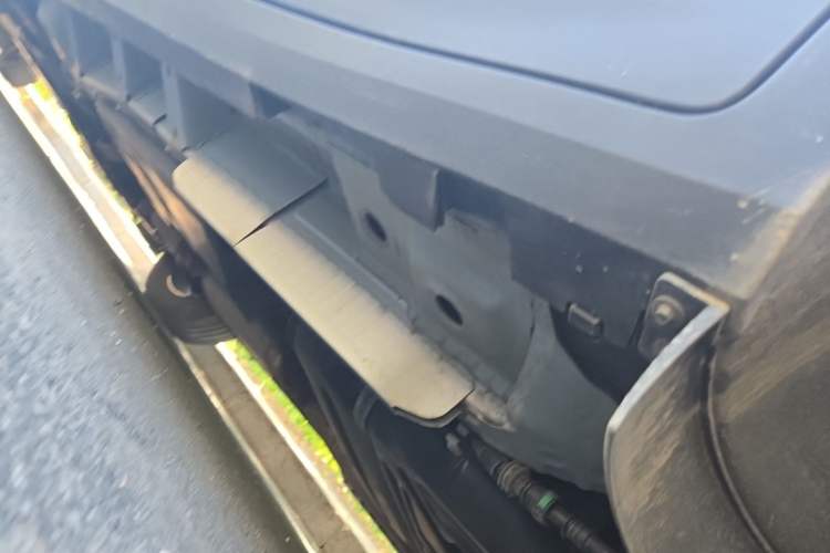 Used Cadillac XT5 2023 2.0T Two-Wheel-Drive Fashion Edition Chassis Rear Left