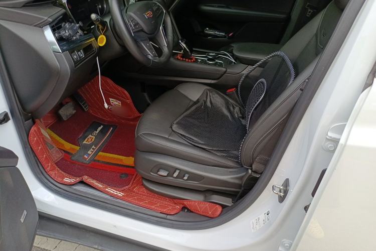 Used Cadillac XT5 2023 2.0T Two-Wheel-Drive Fashion Edition Driver Seat