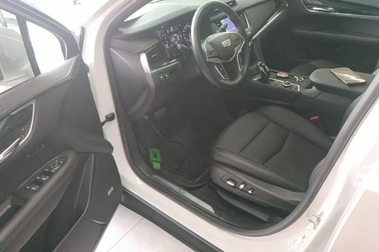 Used Cadillac XT5 2023 2.0T Two-Wheel-Drive Fashion Edition Driver Seat