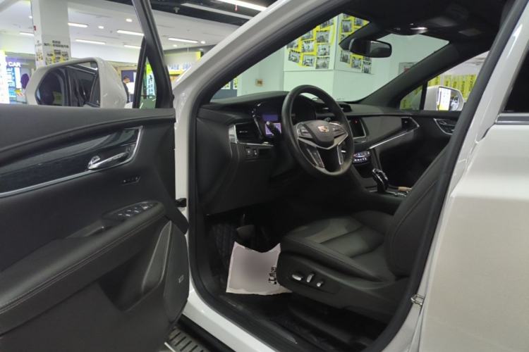 Used Cadillac XT5 2023 2.0T Two-Wheel-Drive Fashion Edition Driver Seat