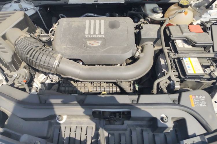 Used Cadillac XT5 2023 2.0T Two-Wheel-Drive Fashion Edition Engine Bay