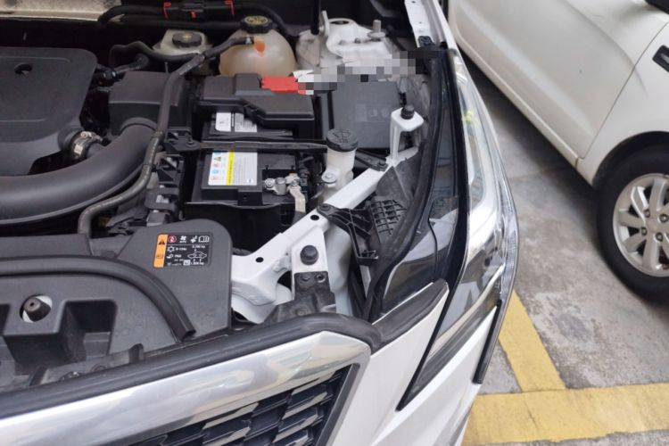 Used Cadillac XT5 2023 2.0T Two-Wheel-Drive Fashion Edition Engine Bay Left