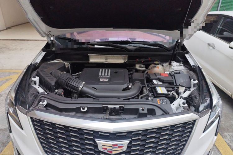 Used Cadillac XT5 2023 2.0T Two-Wheel-Drive Fashion Edition Engine Bay
