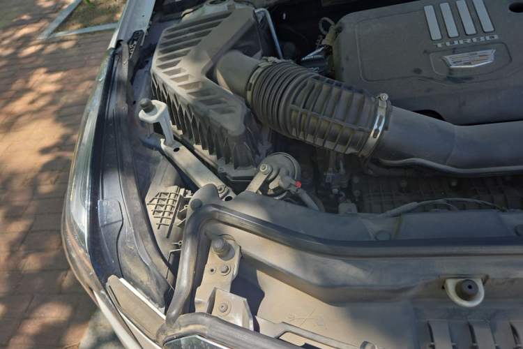 Used Cadillac XT5 2023 2.0T Two-Wheel-Drive Fashion Edition Engine Bay Right