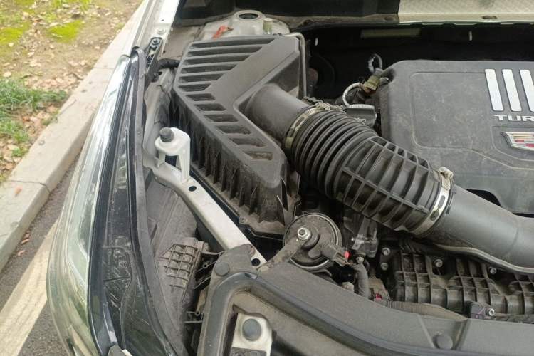 Used Cadillac XT5 2023 2.0T Two-Wheel-Drive Fashion Edition Engine Bay Right