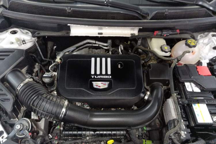 Used Cadillac XT5 2023 2.0T Four-Wheel Drive Prestige Version (Ultimate Edition) Engine Bay