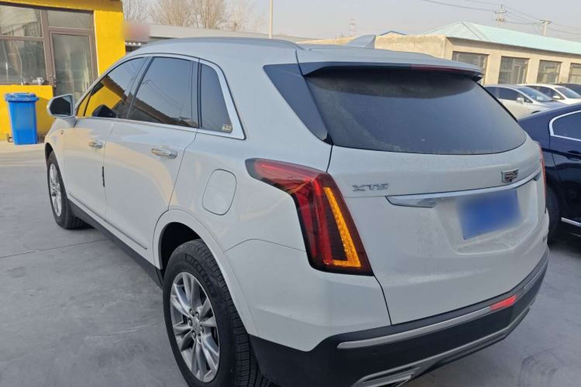 Used Cadillac XT5 2023 2.0T Two-Wheel-Drive Fashion Edition Exterior 2